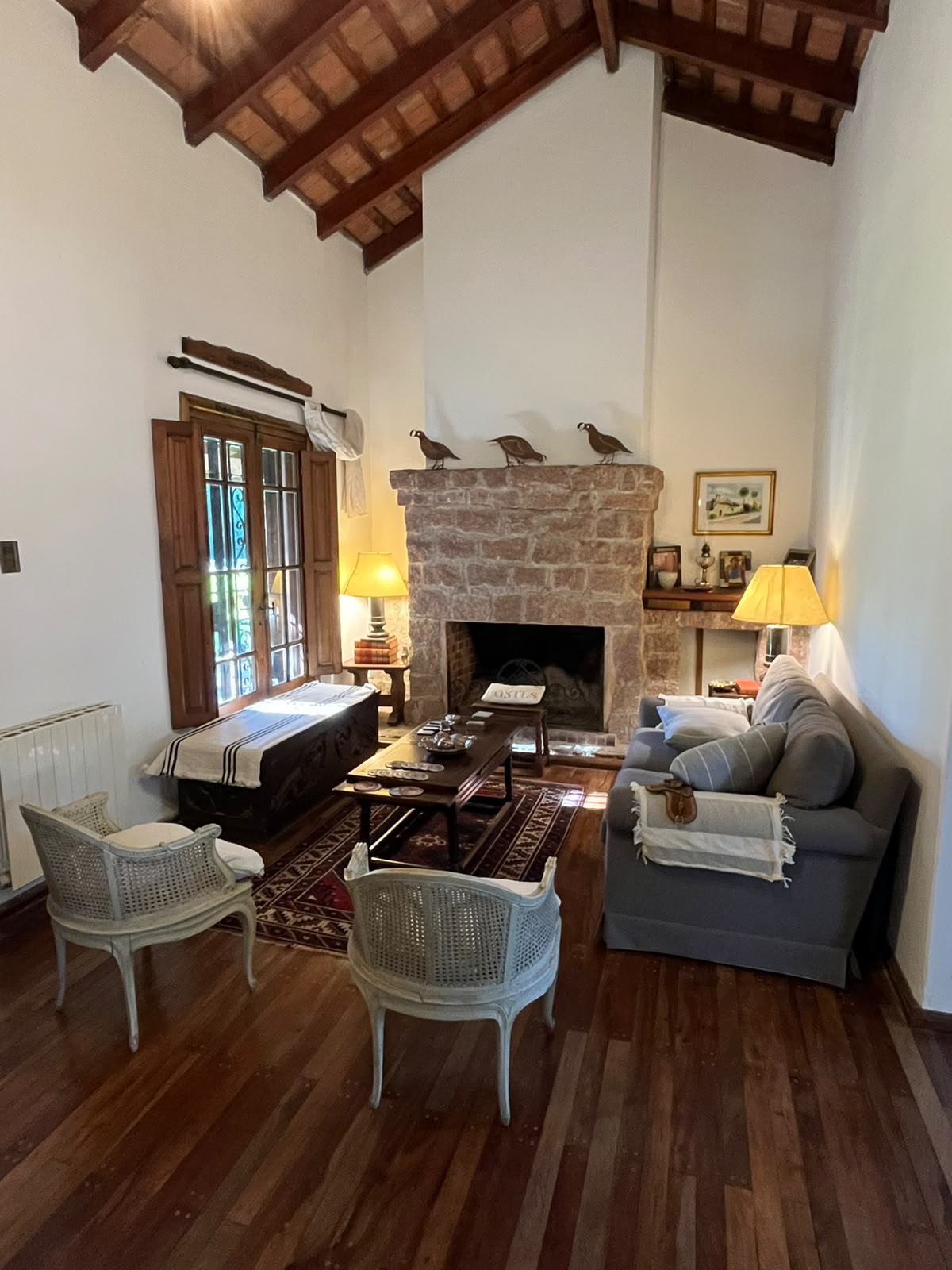 Casa Vigo — living con hogar